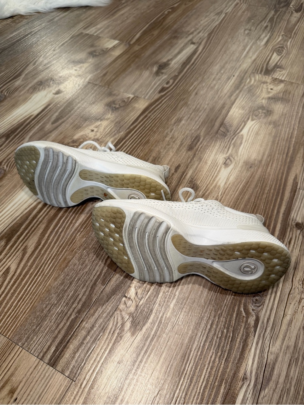 Lululemon Women’s Chargefeel 3 - Picture 3 of 3
